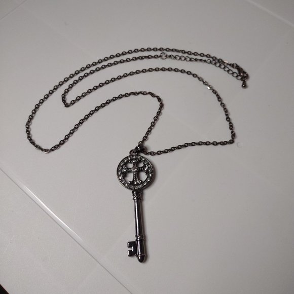 Dark Skeleton Key Pendant On Long 33.5 Inch Chain - Picture 1 of 10
